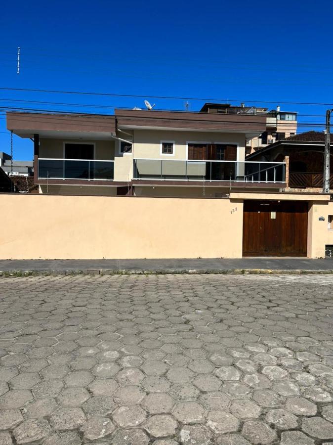 Casa Centro Com Piscina Villa Ubatuba Exteriör bild