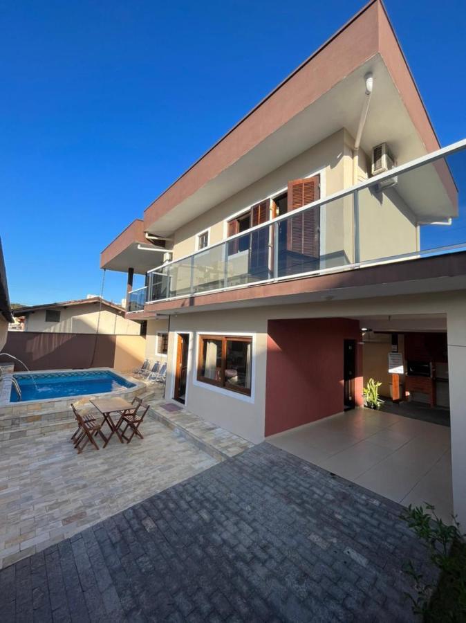 Casa Centro Com Piscina Villa Ubatuba Exteriör bild